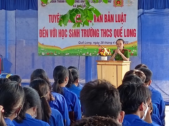 TUYÊN TRUYỀN PHÁP LUẬT CHO HỌC SINH