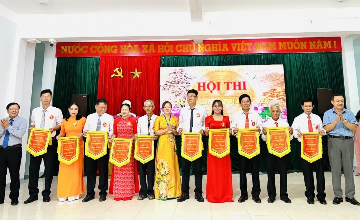 HỘI THI BÍ THƯ CHI BỘ GIỎI XÃ QUẾ LONG NĂM 2023